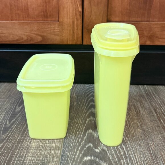Vintage Tupperware Shelf Saver Stackable Container and Buddy Pitcher - Picture 15 of 16
